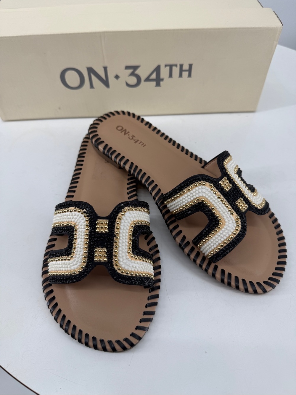 On 34th Mansf Beaded Slip On Flats Summer NEW Size 5M Black White Gold